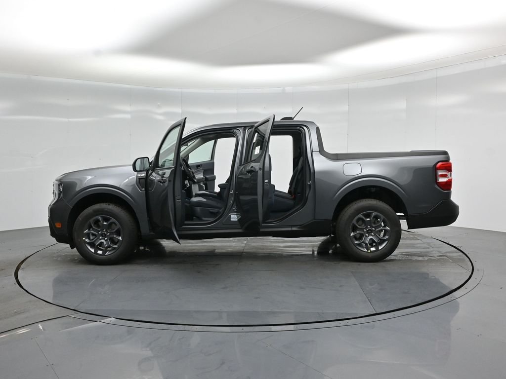New 2026 Carbonized Gray Metallic Ford XLT image 31