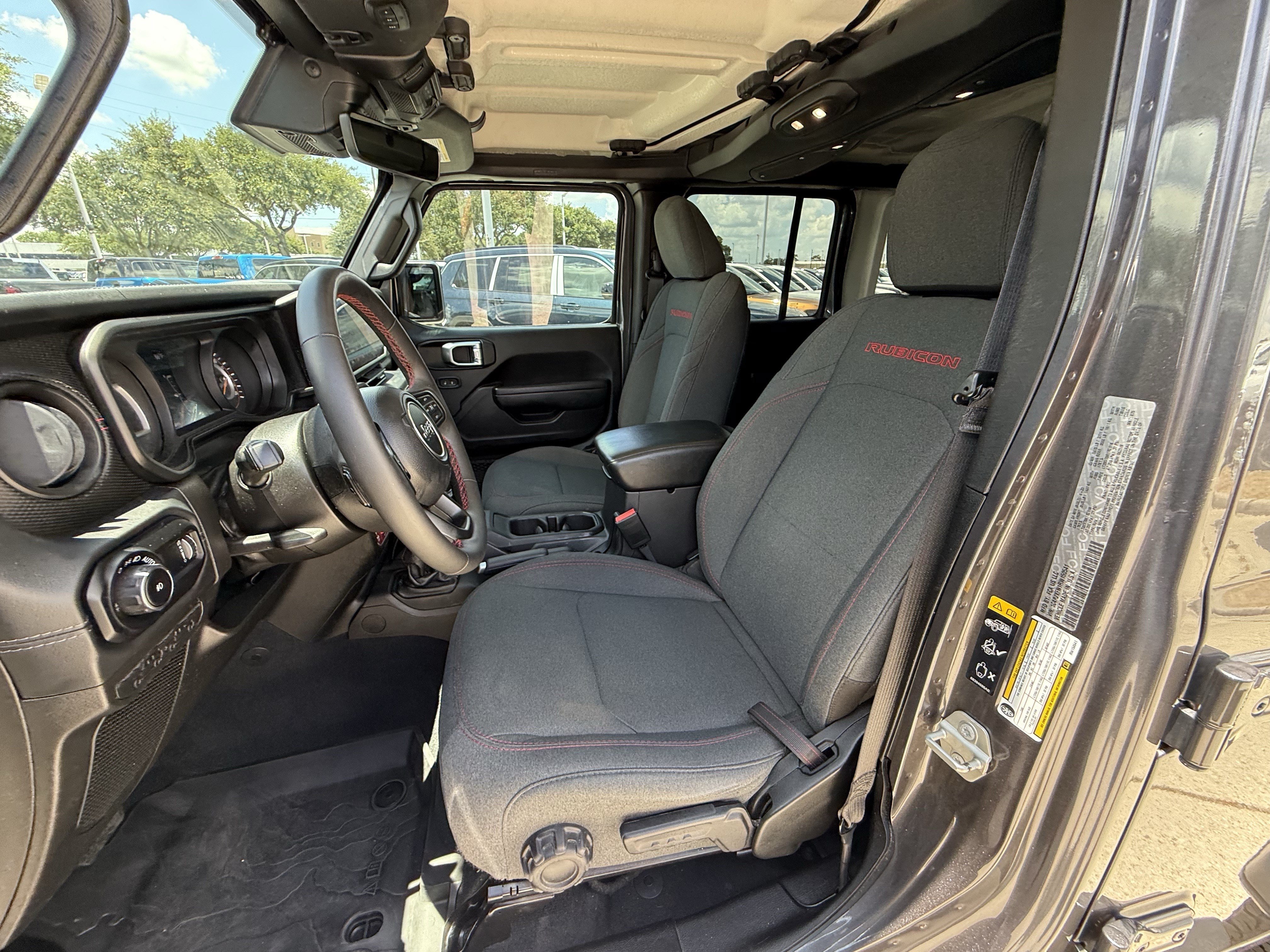 Used 2024 Granite Crystal Metallic Clearcoat Jeep Rubicon image 25