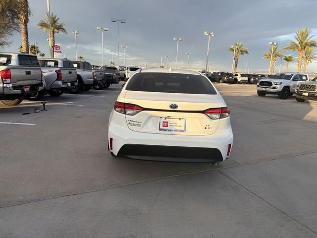 Certified Used 2025 White Toyota LE image 6