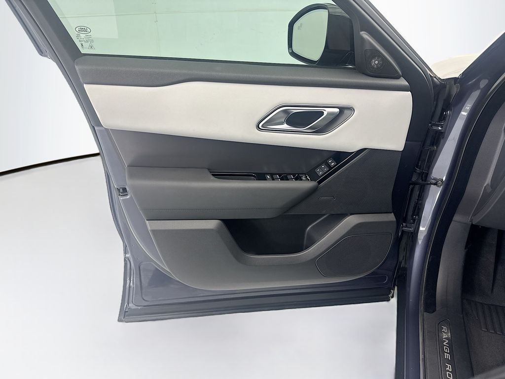 2026 Land Rover Range Rover Velar S - Photo 23