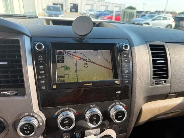 Used 2011 White Toyota Platinum image 9