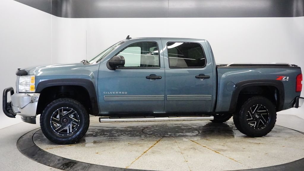 Used 2013 Chevrolet Silverado 1500 LT with VIN 3GCPKSE78DG371435 for sale in Coon Rapids, Minnesota