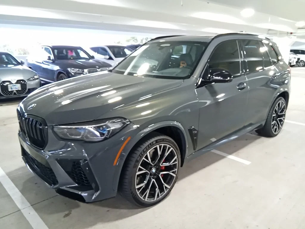 Used 2022 Gray Metallic BMW  image 1