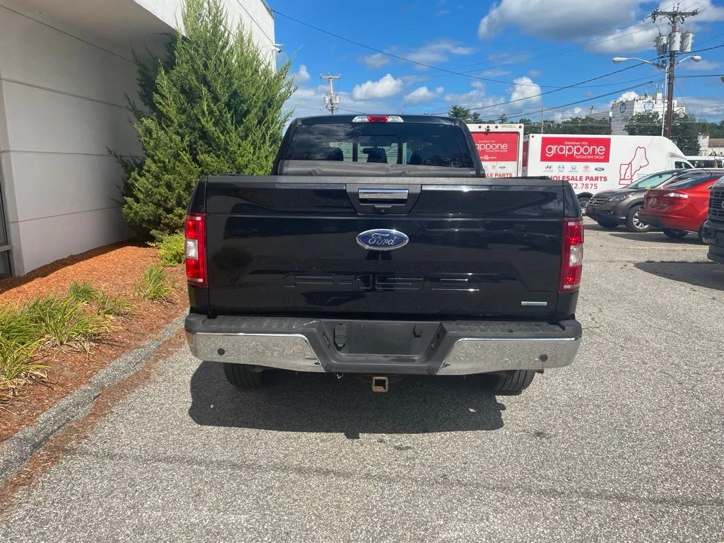 Used 2018 Shadow Black Ford XLT image 9