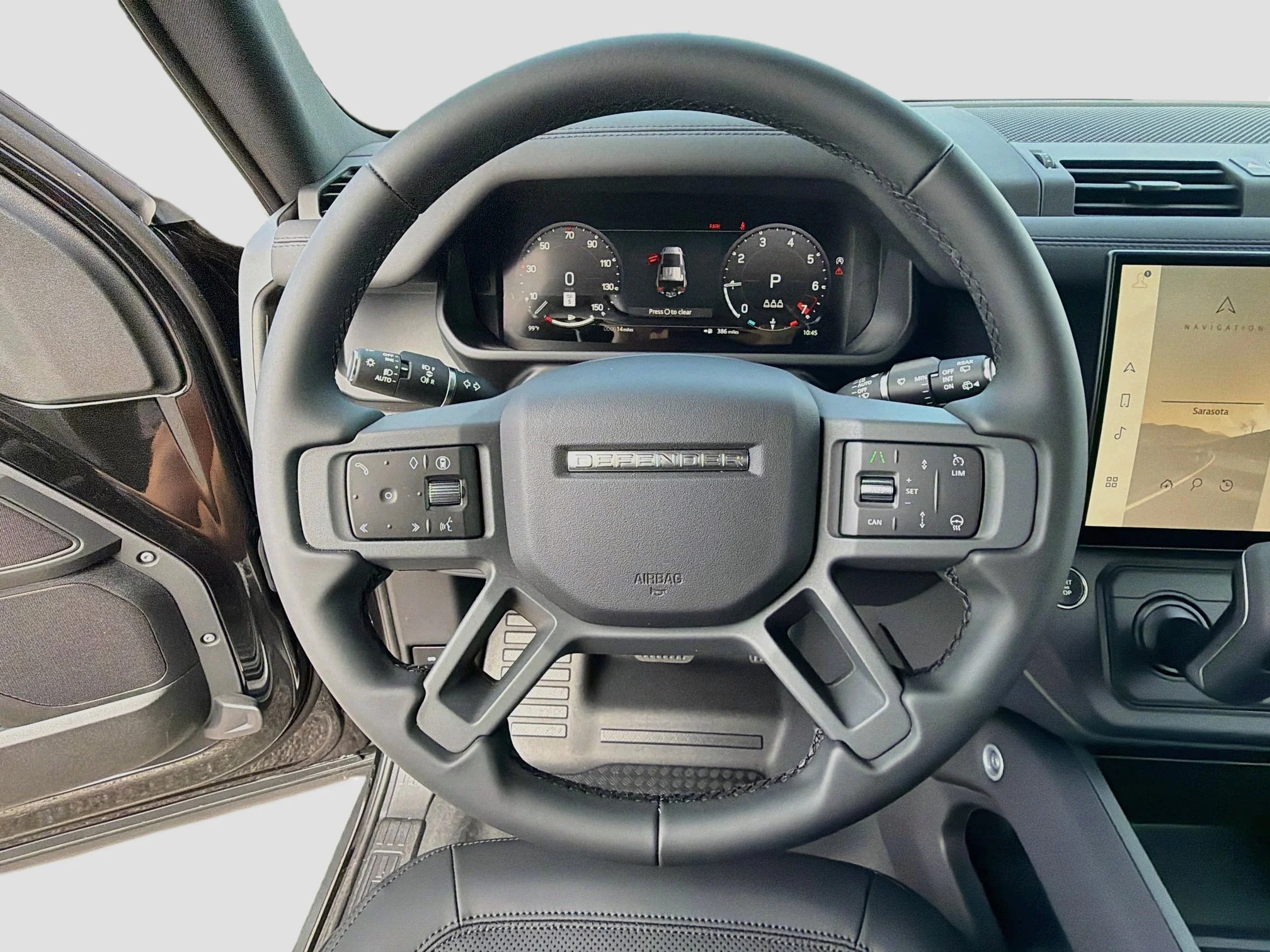 New 2026 Santorini Black Land Rover S image 39