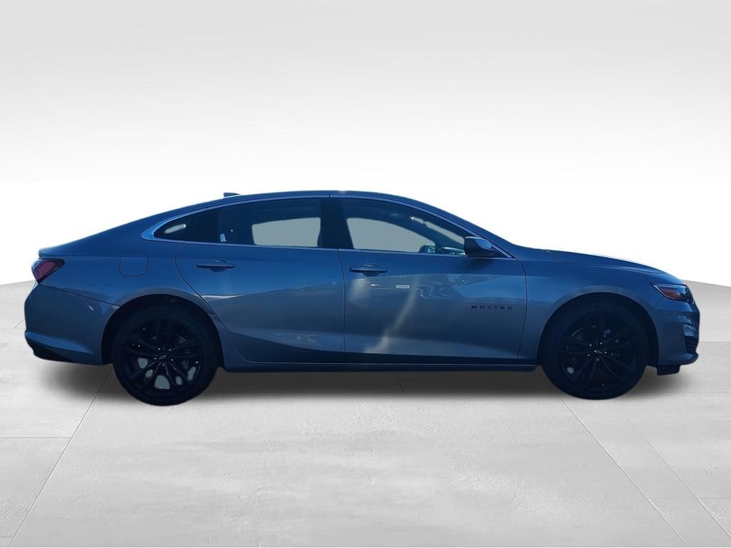 Used 2024 Gray Chevrolet LT image 9