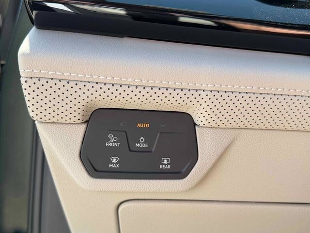 New 2026 Green Metallic Volkswagen 2.0T SEL Premium R-Line image 27