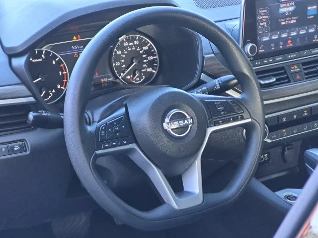 Used 2025 Black Nissan 2.5 SV image 31