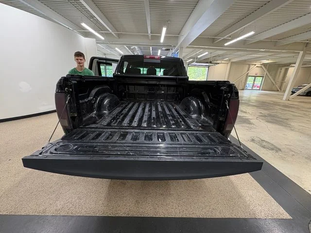 Used 2010 Black Ram SLT image 23