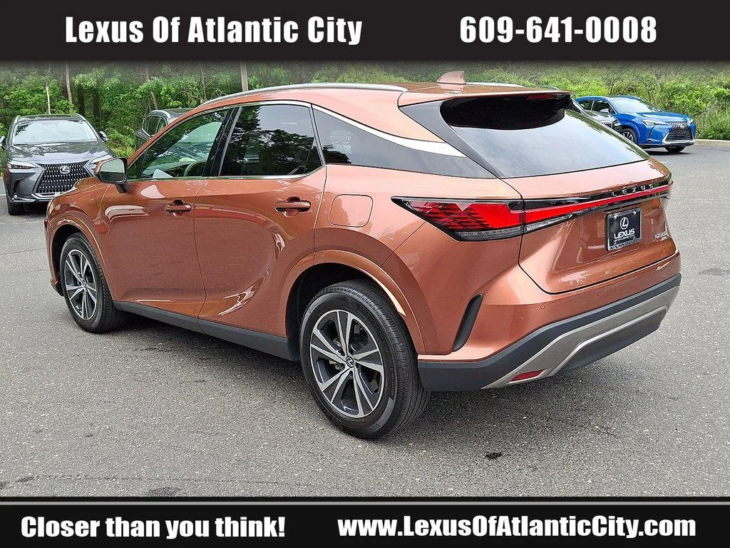 Certified Used 2025 COPPER CREST Lexus RX 350 Premium image 4