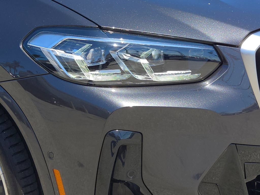 Used 2024 Dark Graphite Metallic BMW sDrive30i image 7
