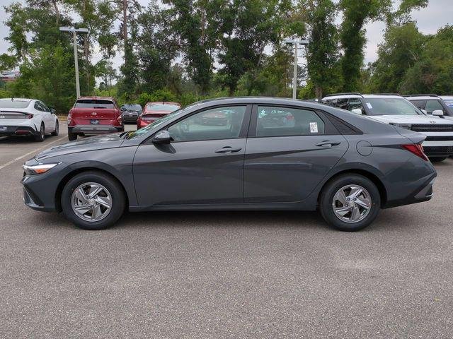 New 2026 Gray Hyundai SE image 8