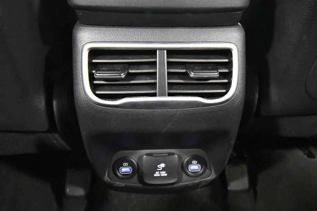 Used 2023 Gray Hyundai Calligraphy image 18