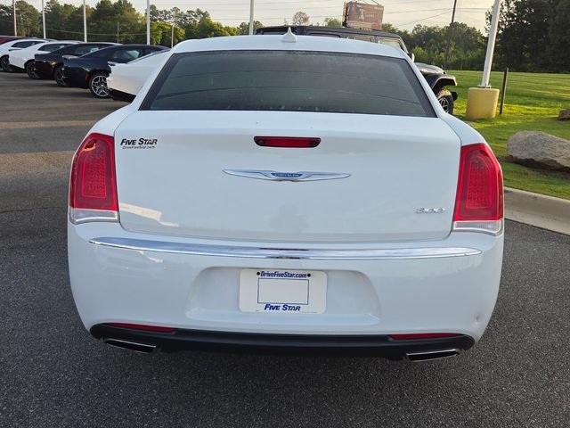 Used 2023 White Chrysler Touring image 10