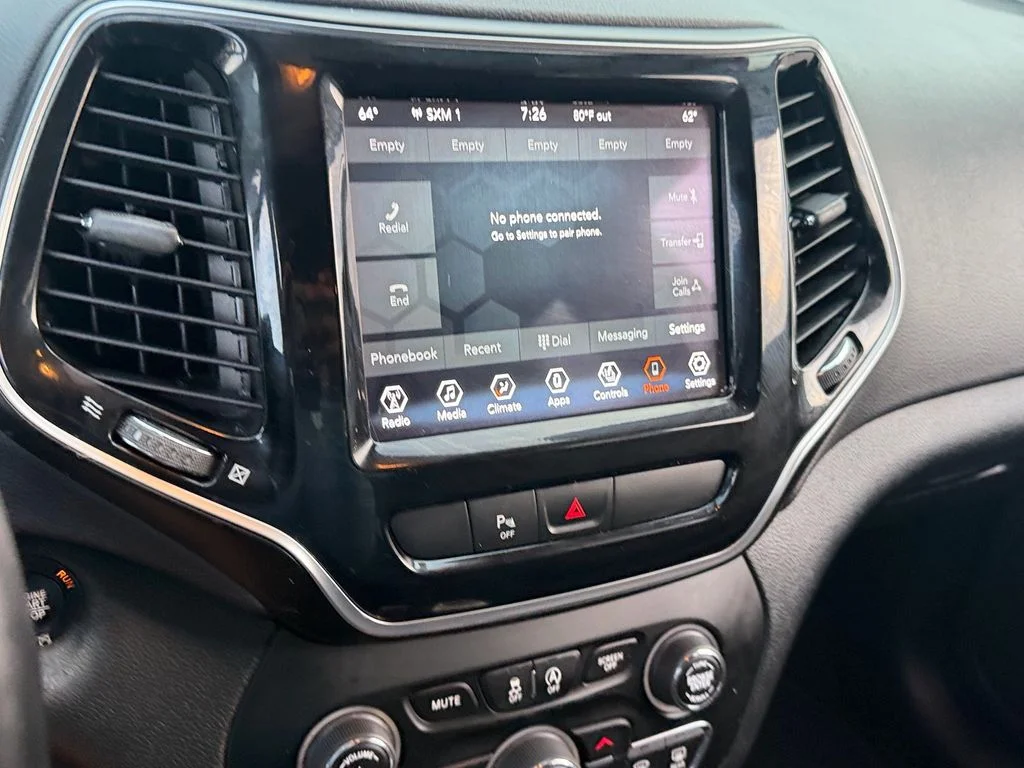Used 2020 White Jeep Limited image 19