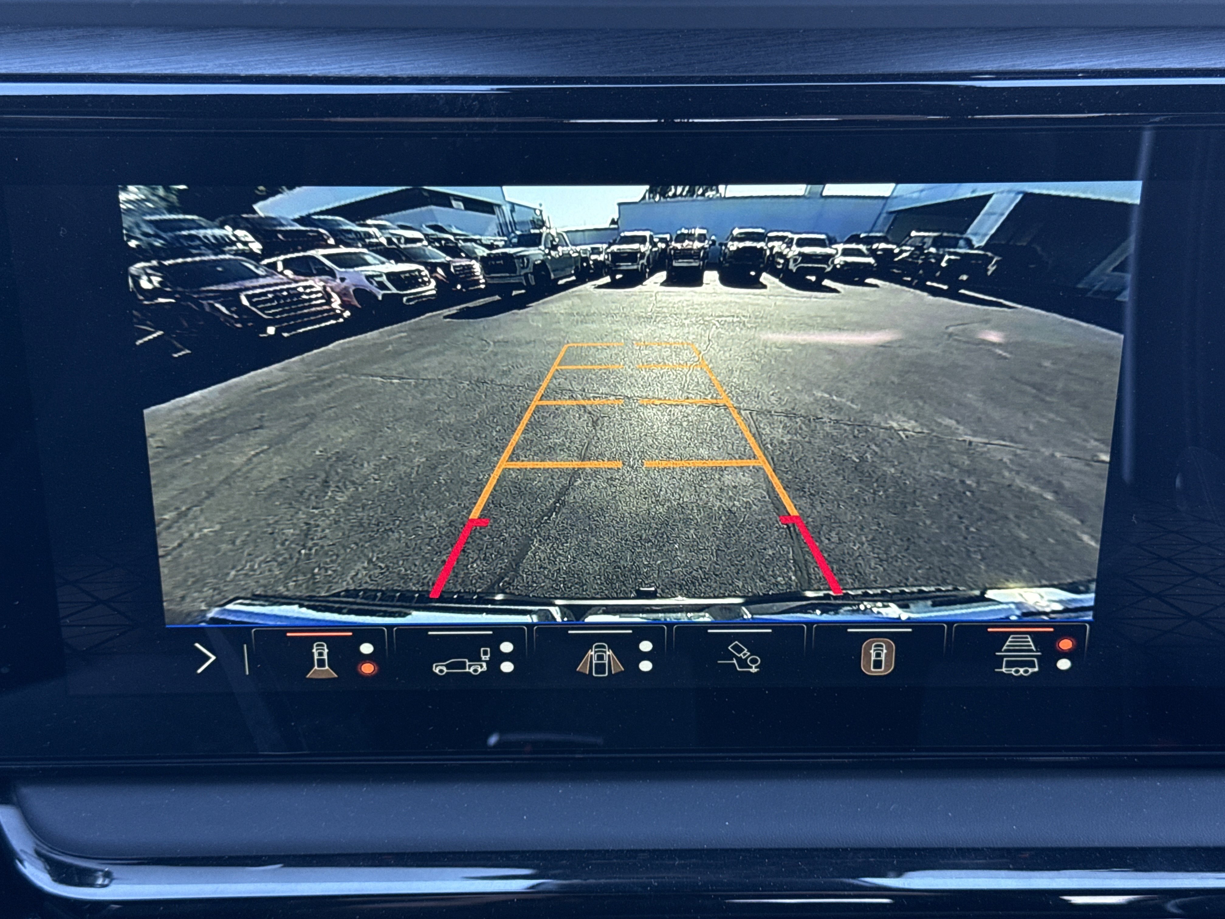 2026 GMC Sierra 1500 AT4X - Photo 9