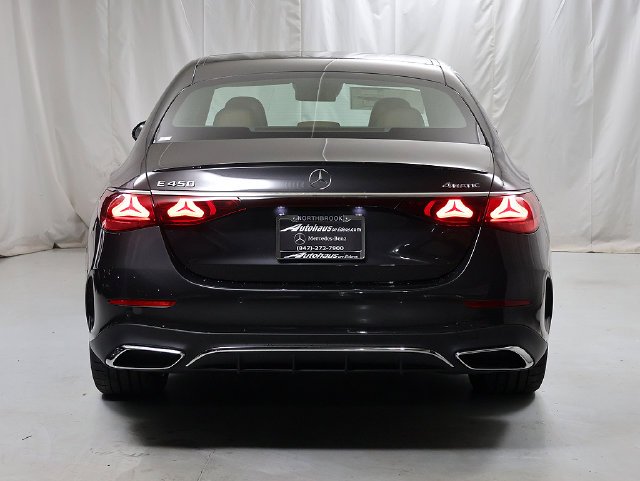 New 2027 Graphite Grey Metallic Mercedes-Benz E 450 image 7