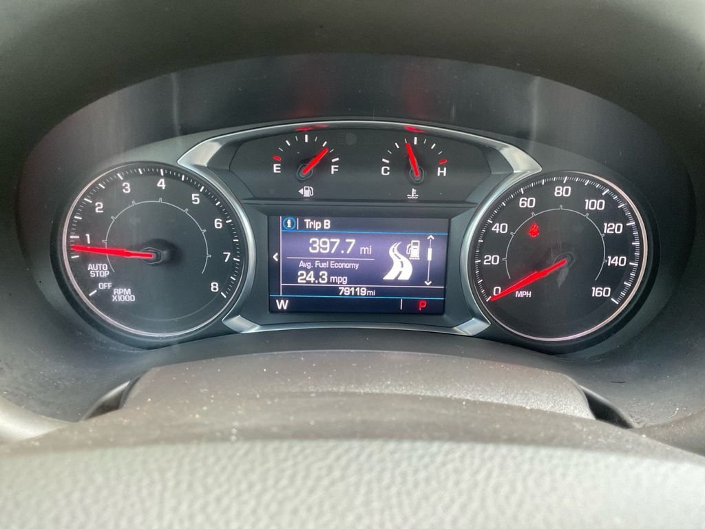 Used 2022 Black GMC SLE image 20