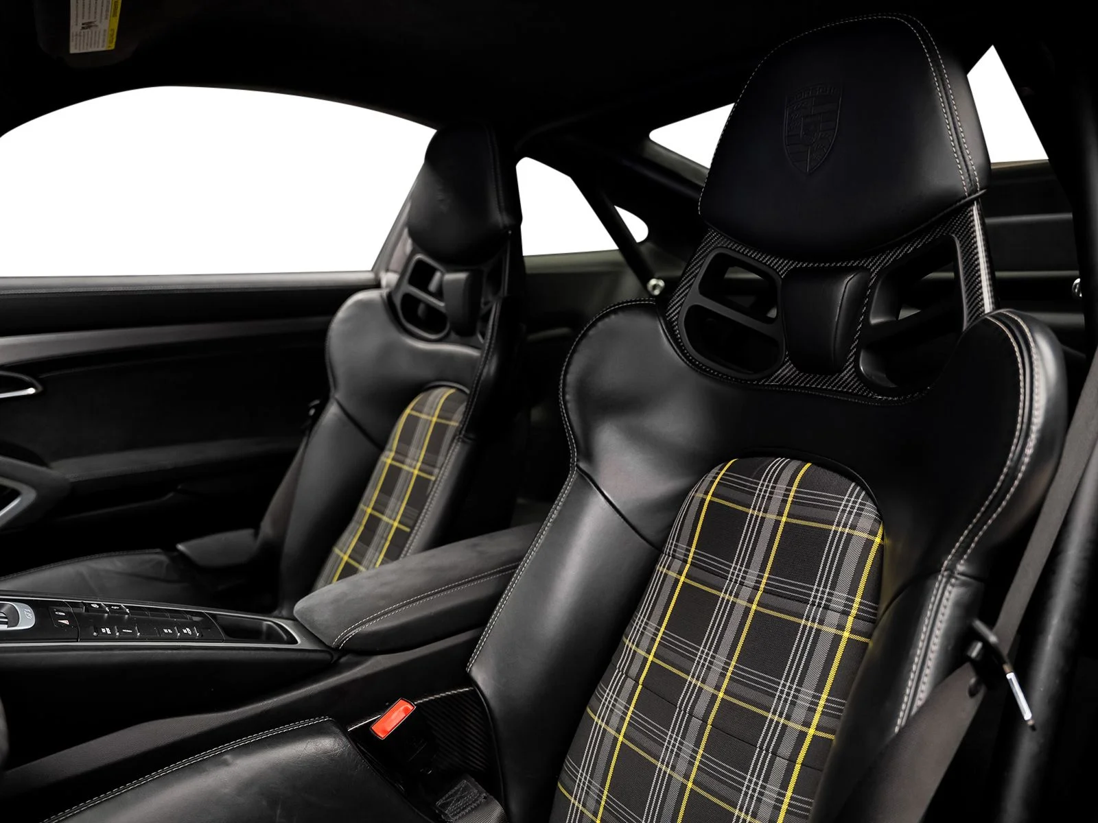 Used 2018  Porsche GT3 image 34