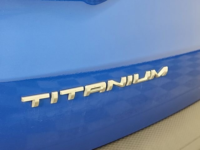 Used 2020 Blue Ford Titanium image 9