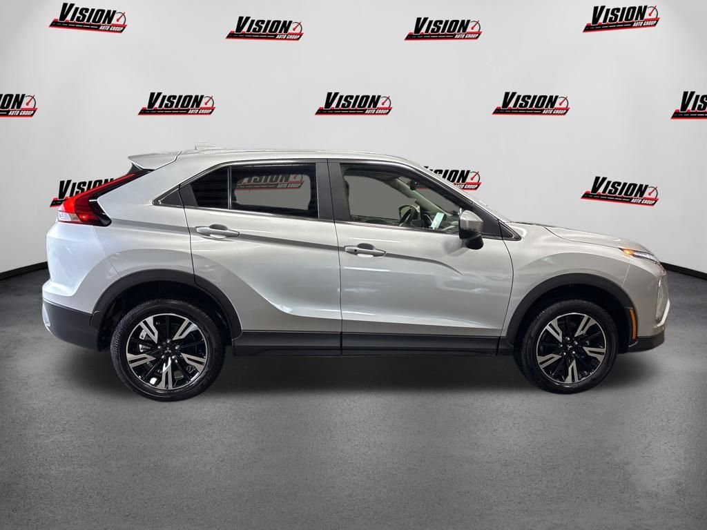 2024 Mitsubishi Eclipse Cross SE - Photo 6