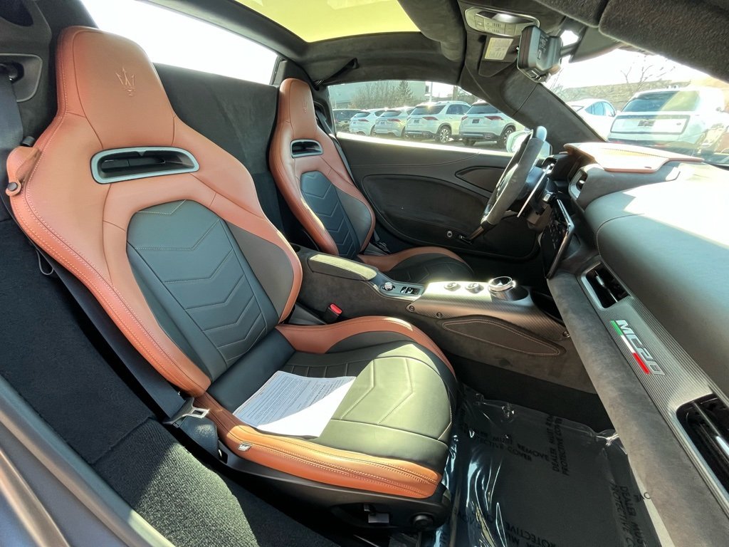 2023 MASERATI MC20 - Image 24