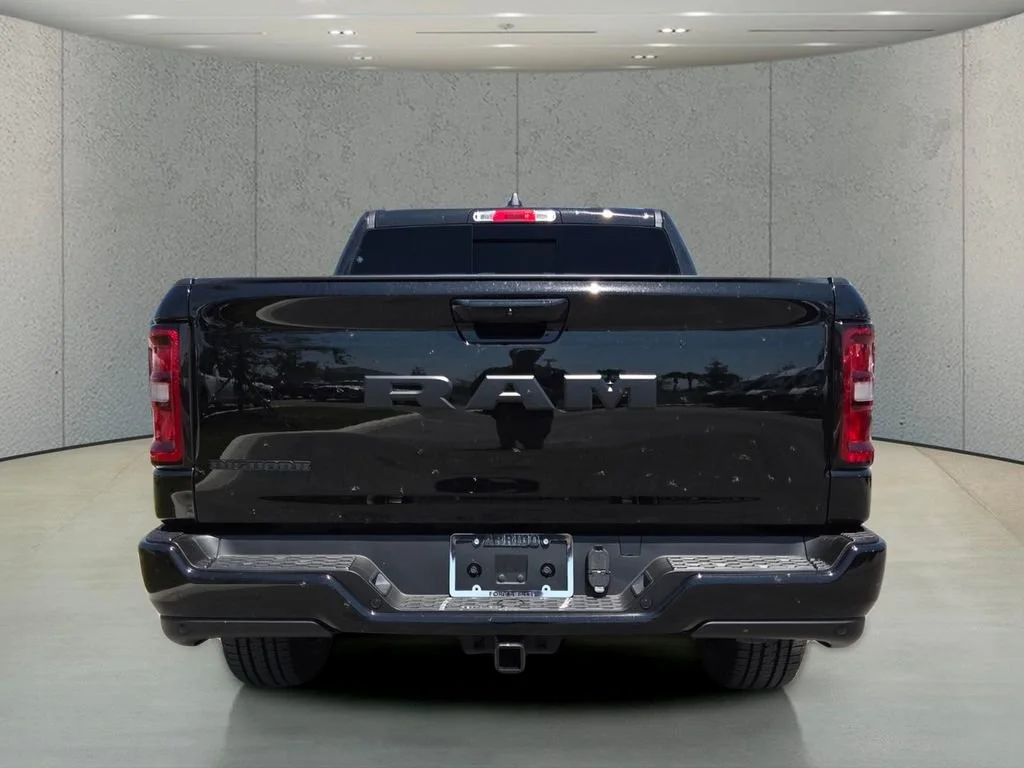 New 2026 Diamond Black Crystal Pearl-Coat Exterior Paint RAM Big Horn image 5