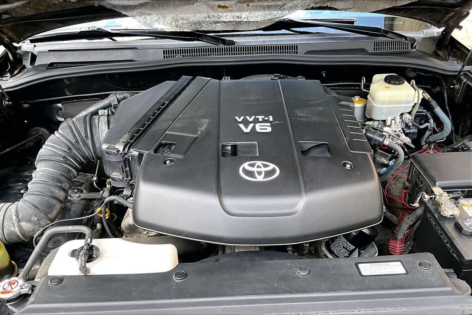 Used 2008 Black Toyota SR5 image 30