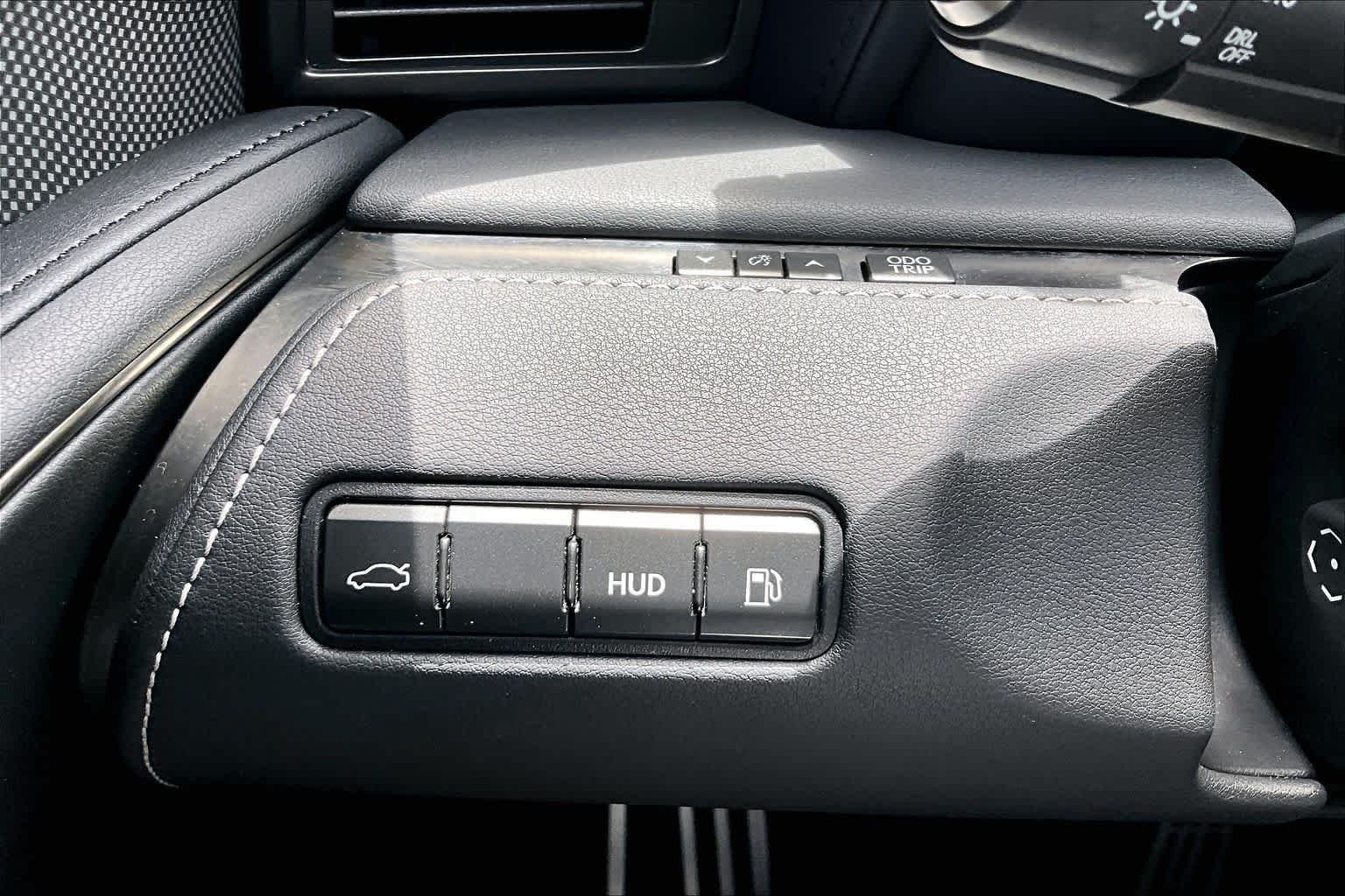 Used 2021 Obsidian Lexus  image 34