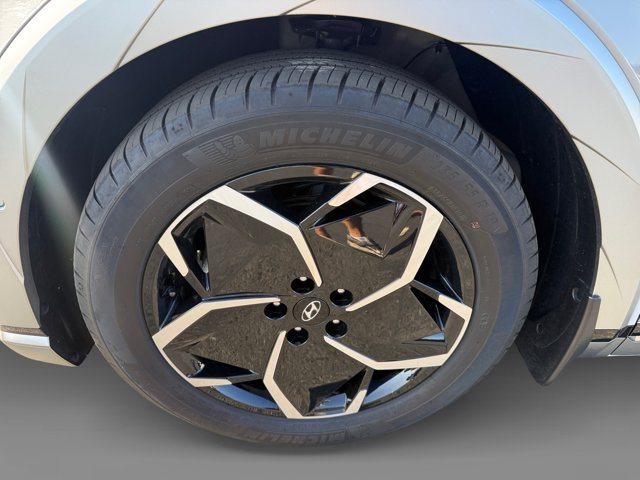 Certified Used 2024 Cyber Gray Hyundai Limited image 9