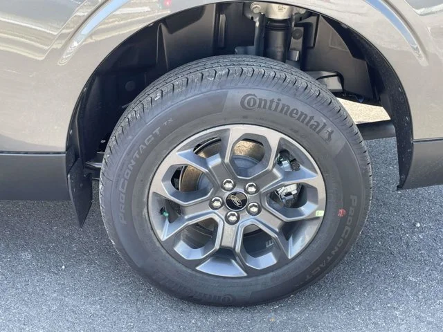 New 2026 Carbonized Gray Metallic Ford XLT image 26