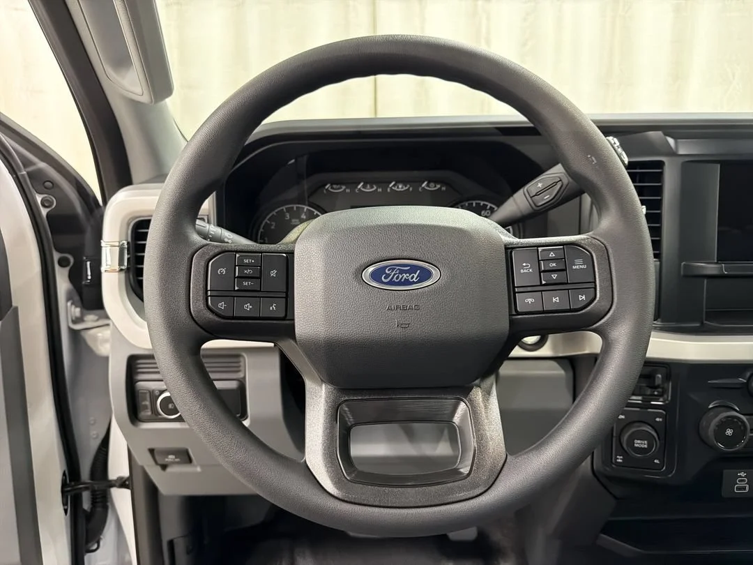 New 2026 Oxford White Ford F-350® XL image 15