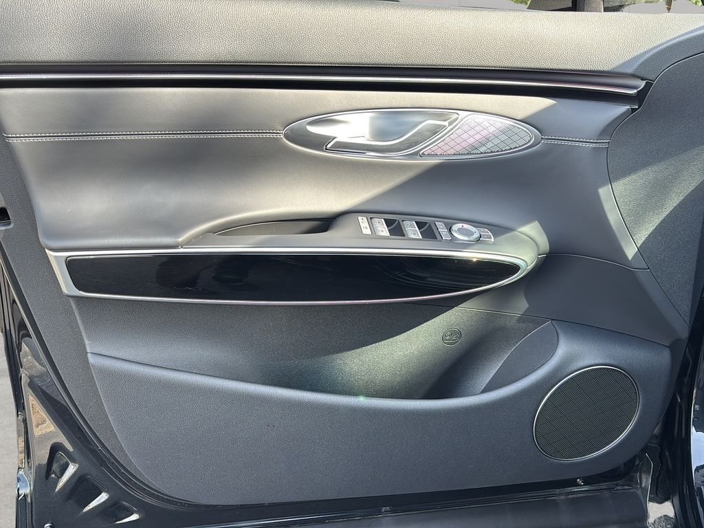 2026 GENESIS GV70 - Photo 11