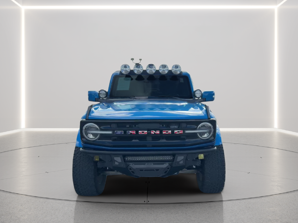 Used 2021 Blue Metallic Ford Outer Banks image 2