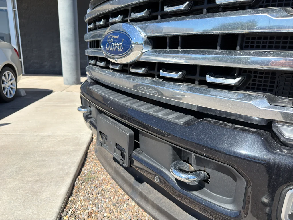 Used 2024 Agate Black Metallic Ford Platinum image 30