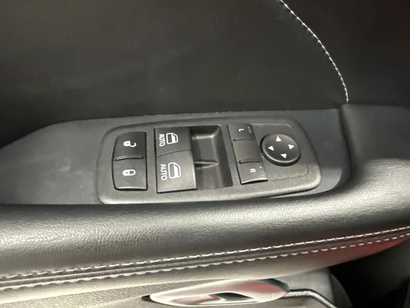 Used 2023 Red Dodge R/T Scat Pack image 19
