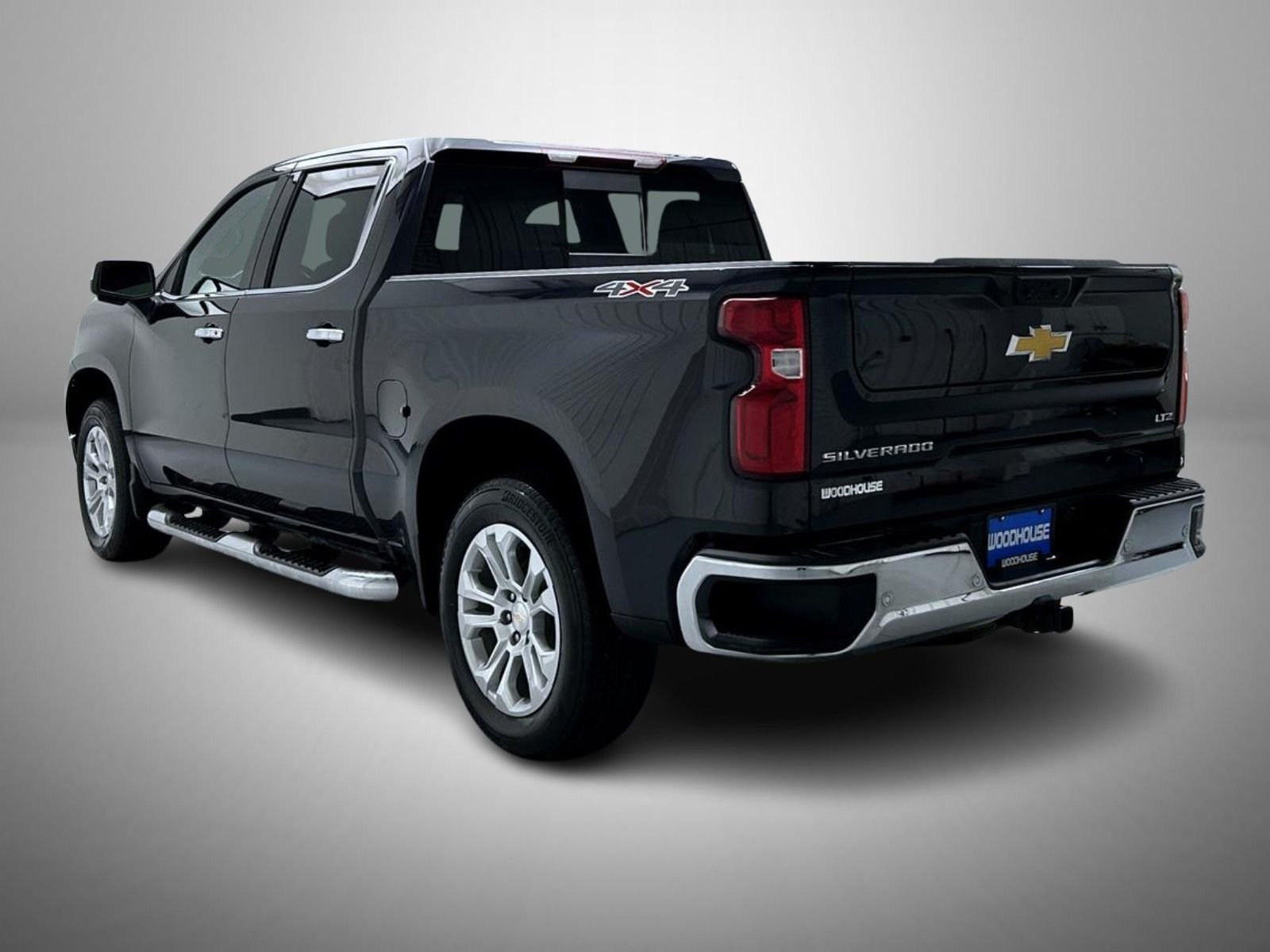 Used 2024 Gray Chevrolet LTZ image 7
