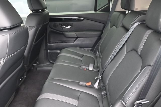 New 2026 Platinum White Pearl Honda RTL Towing image 27