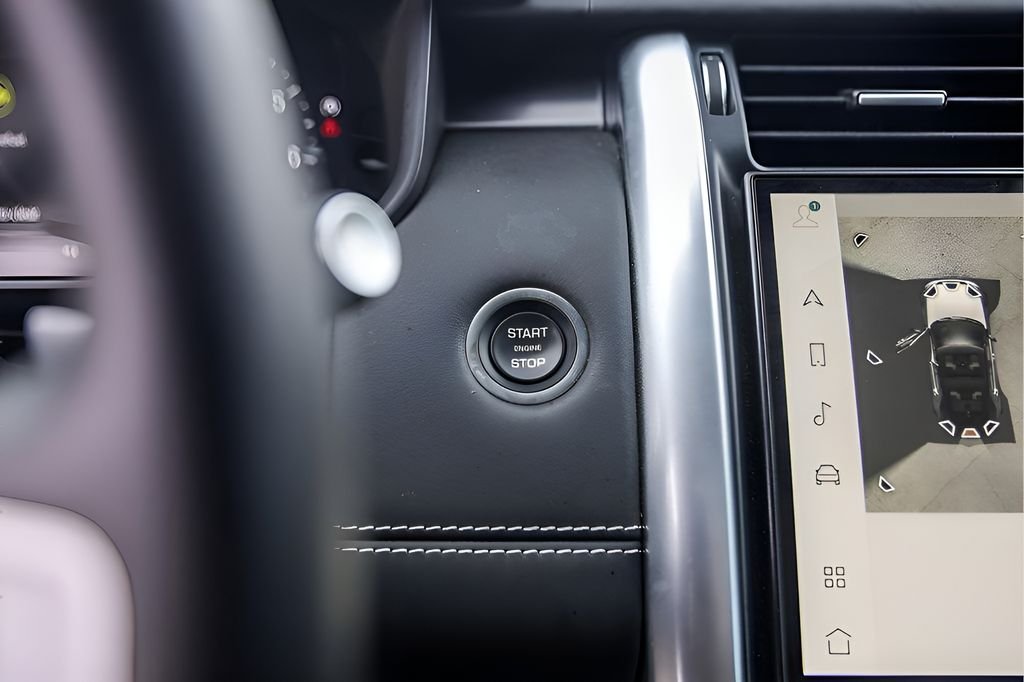 2024 Land Rover Discovery Metropolitan Edition - Photo 21