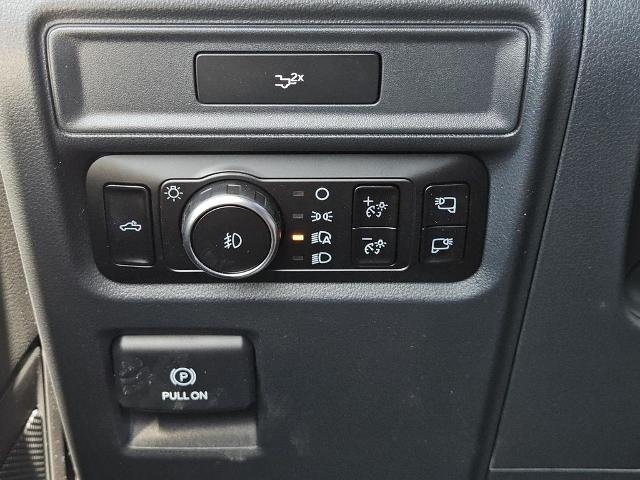 New 2026 Carbonized Gray Metallic Ford XLT image 64