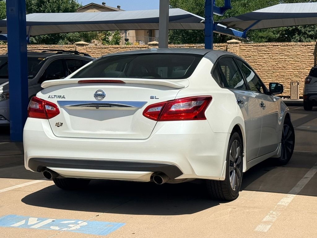 Used 2016 Pearl White Nissan 2.5 SL image 7