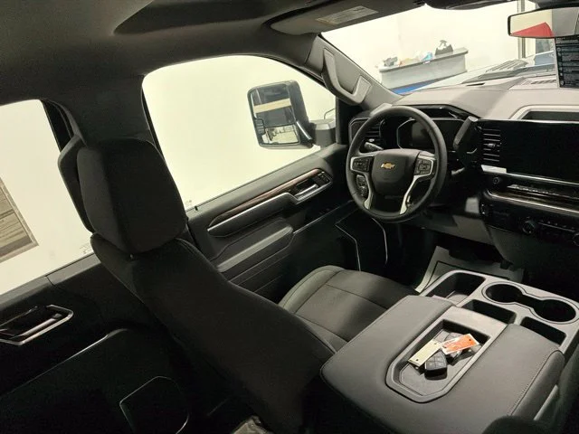 New 2026 Lakeshore Blue Metallic Chevrolet LT image 28