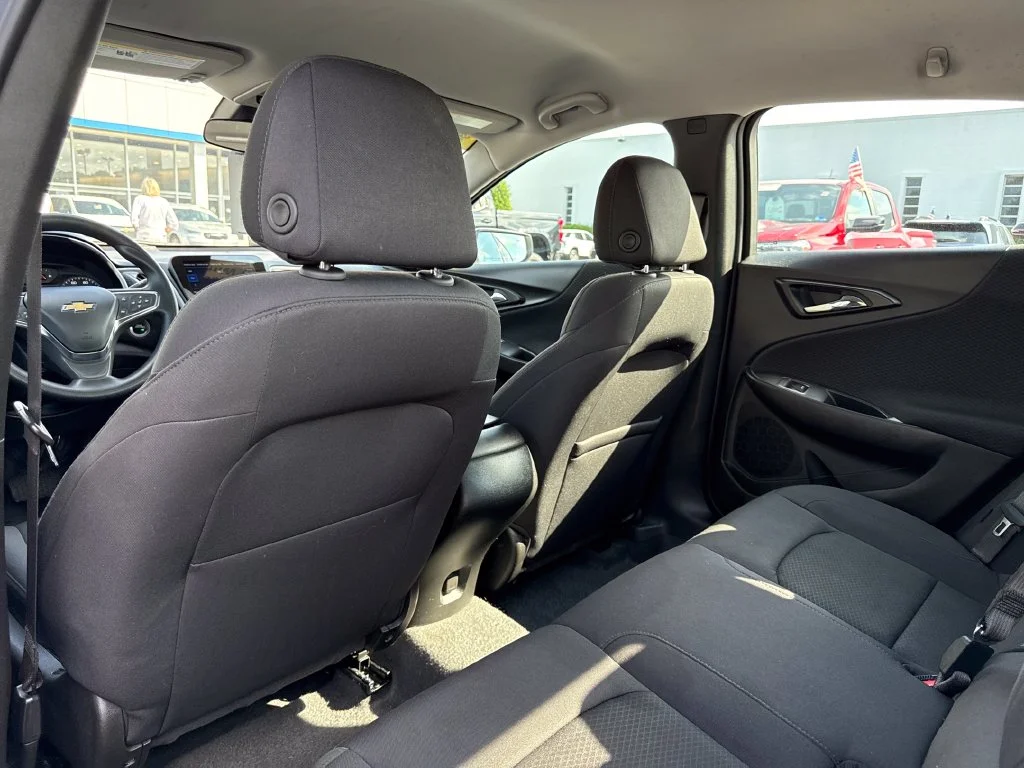 Used 2024 White Chevrolet LS image 18