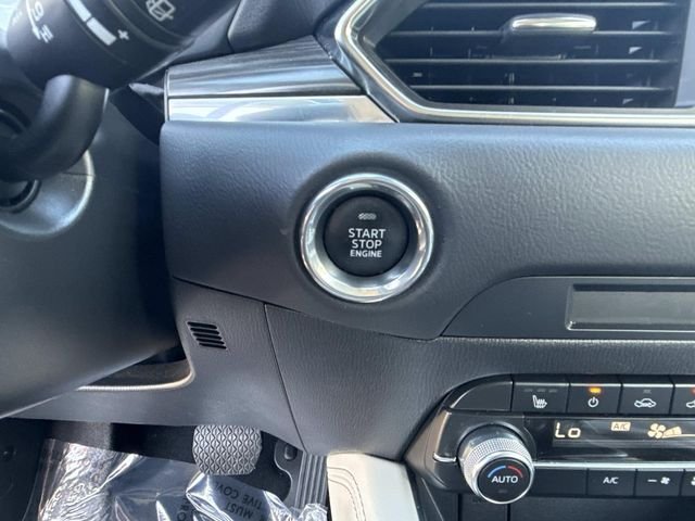 Used 2020 White Mazda Grand Touring image 28