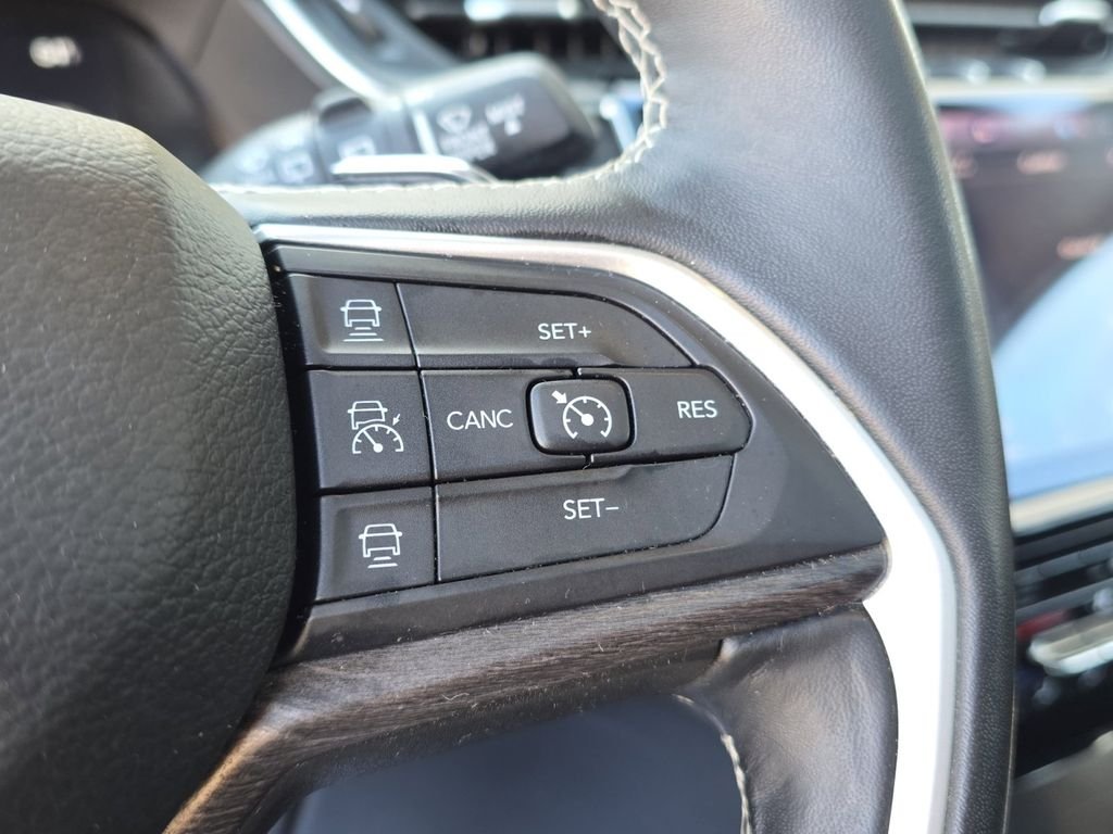 Used 2022 Black Jeep Limited image 37