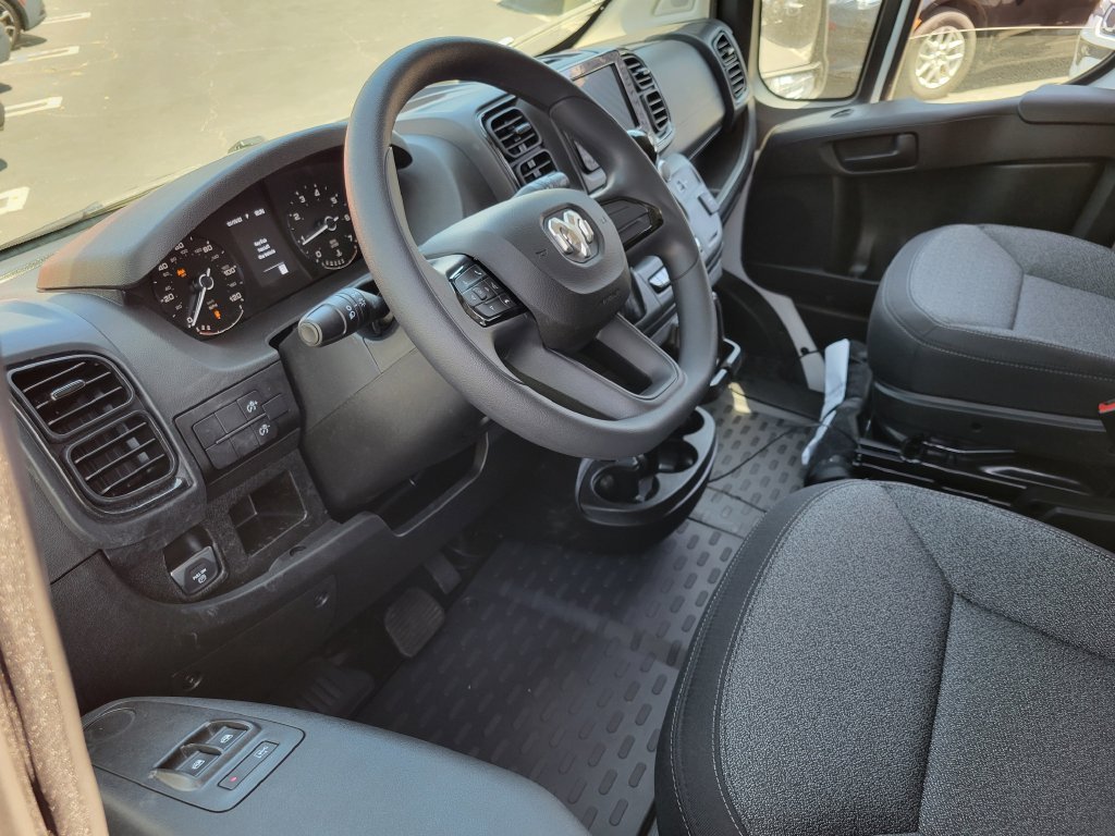 2026 Ram ProMaster Cargo Van photo 3