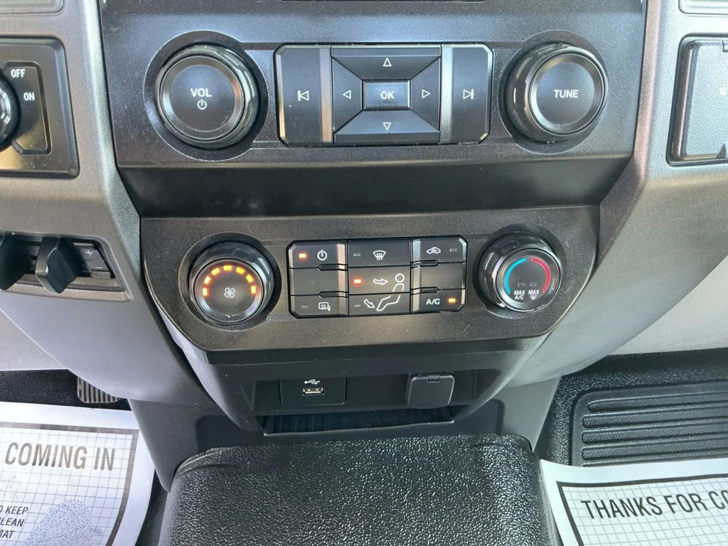 Used 2021 White Ford XL image 21