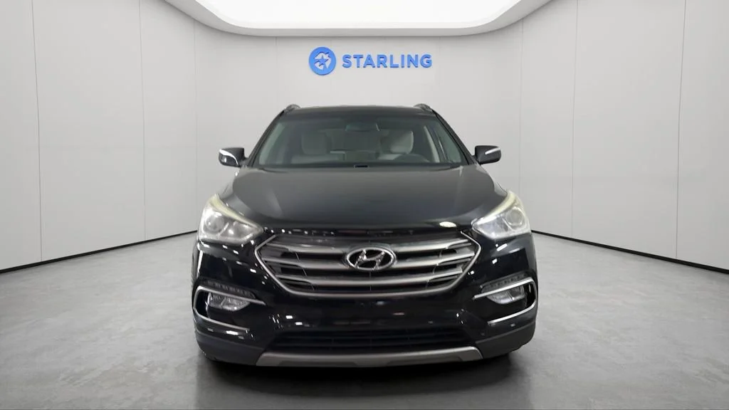 Used 2018 Black Hyundai 2.4L image 16