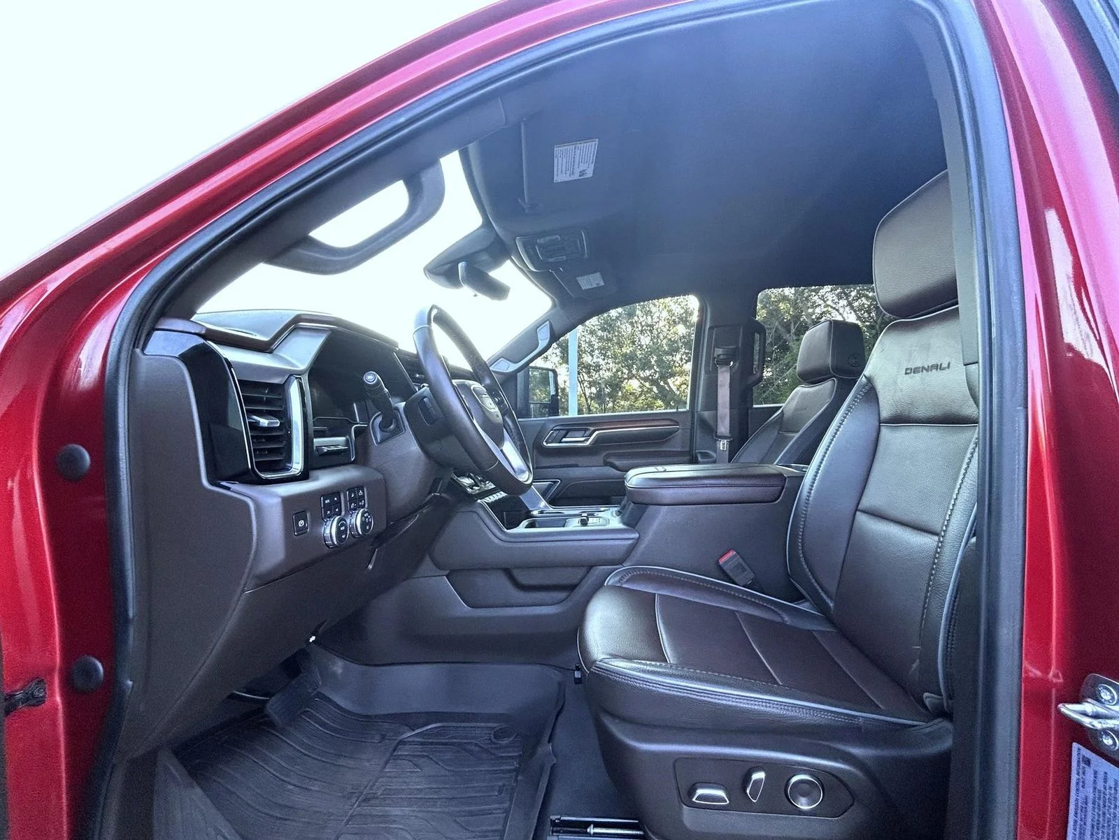 Used 2024 Red GMC Denali image 10