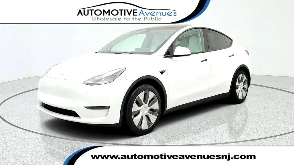 2023 Tesla Model Y Long Range
